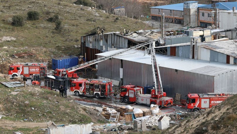 Başakşehir'de tekstil fabrikasındaki yangın söndürüldü