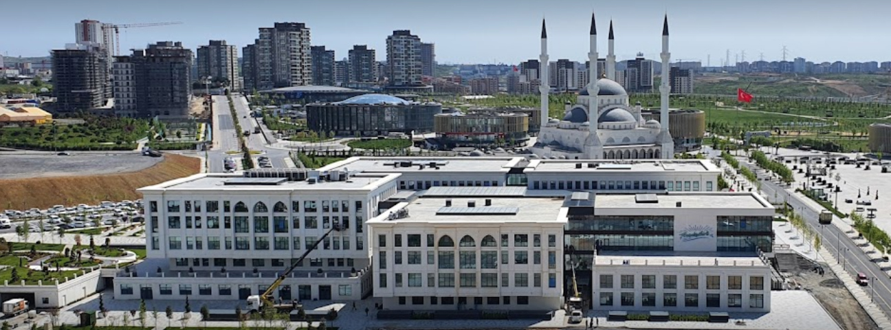 Sayıştay  Denetçisi; Başakşehir Belediyesi Kamu arazileri sitelere peşkeş​ çekiyor.