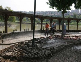 Bahçeşehir Göletten felaketinin izleri temizleniyor