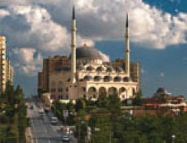 Başakşehir?de de Ezan Yerine Şarkı!..