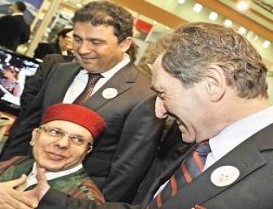 ?Yüzde 40 indirimli? tatile çağırdı ; ?Mısır ile vize kalkabilir? dedi