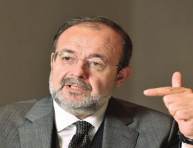 Dindarlığımız gösterişin kurbanı oldu