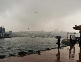 AKOM’DAN FIRTINA VE YAĞIŞ UYARISI