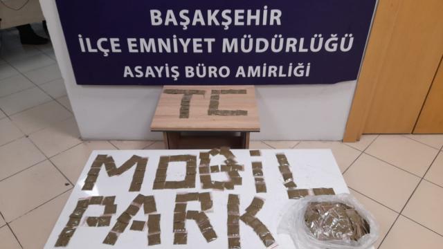 Başakşehir'de Mobil Park Polisinden mezarlıkta uyuşturucu operasyonu