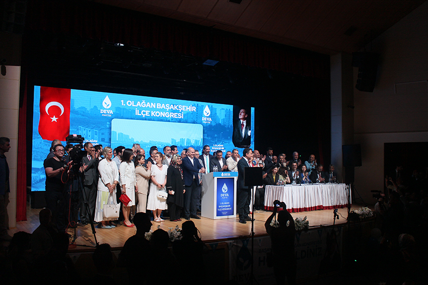 Demokrasi Atılım Partisi Başakşehir İlçe Başkanlığı 1. İNCİ Olağan Kongresi'ni gerçekleştirdi.