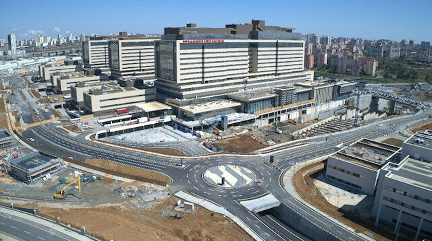 Başakşehir Şehir Hastanesi'nin bağlantı yolları tamamlandı