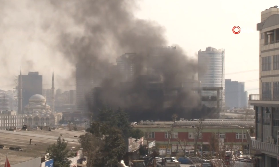 Başakşehir’de sanayi sitesinde güvenlik dehşeti: 1 Yaralı