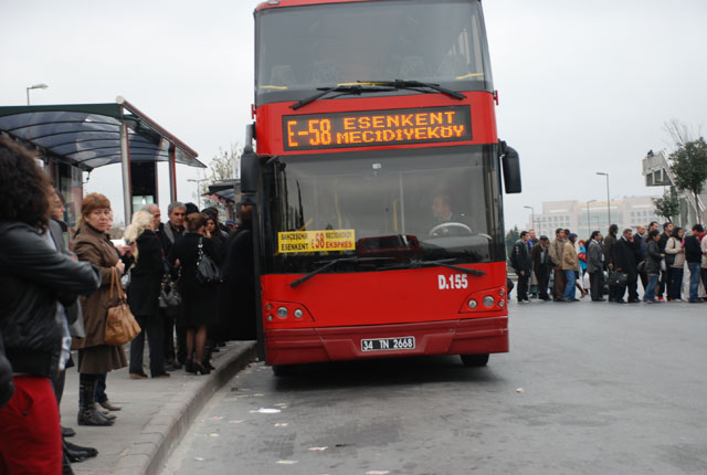 Ekspresi E58 otobüs hattı geçtiği duraklar