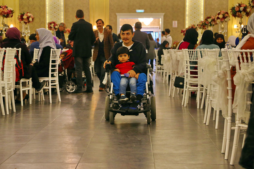 Başakşehir'de Engelli Vatandaşlar ve Aileleri İftarda Bir Araya Geldi