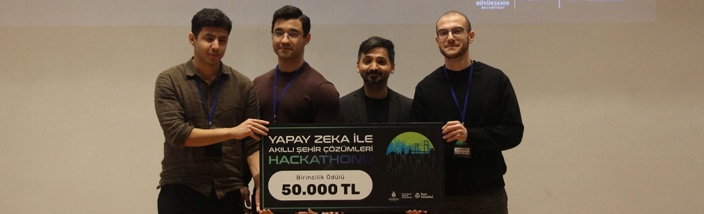 AKILLI ŞEHİRLERİN GELECEĞİ HACKATHON'DA ŞEKİLLENDİ