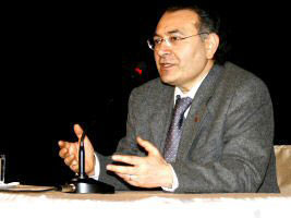 Çınar Kolleji ;nde Prof.Dr. Nevzat TARHAN konferansı.