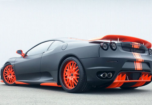 Ferrari zengin müşteri avında