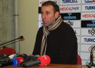 Kayserispor Başakşehir?de Güldü