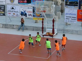 Başakşehir?de Geleceğin Yıldızları Yetişiyor