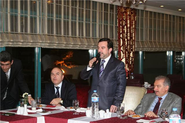 Ak Parti Başakşehir Avukatlarla Bir Araya Geldi  