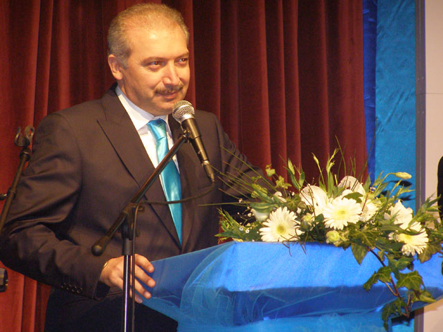 Logo Halka Tanıtıldı
